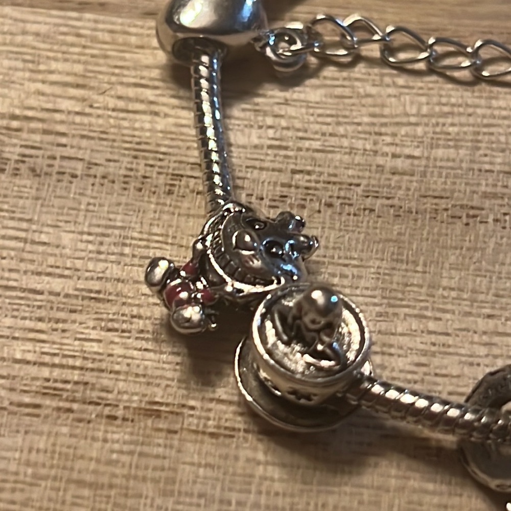 Alice in Wonderland Charm Bracelet - Picture 3 of 7